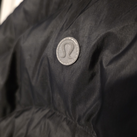 Rare Lululemon Black Puffer Jacket Winter Not So Stuffy Puffy Goose Down 4 - Picture 2 of 11